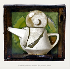 Vaisselles cassées objet sculpture